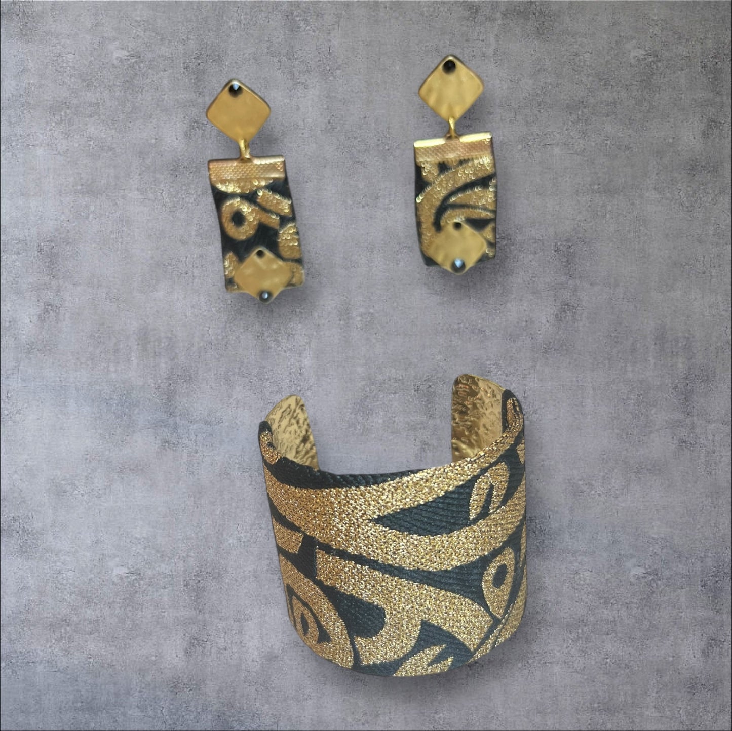Calligraphy Earring