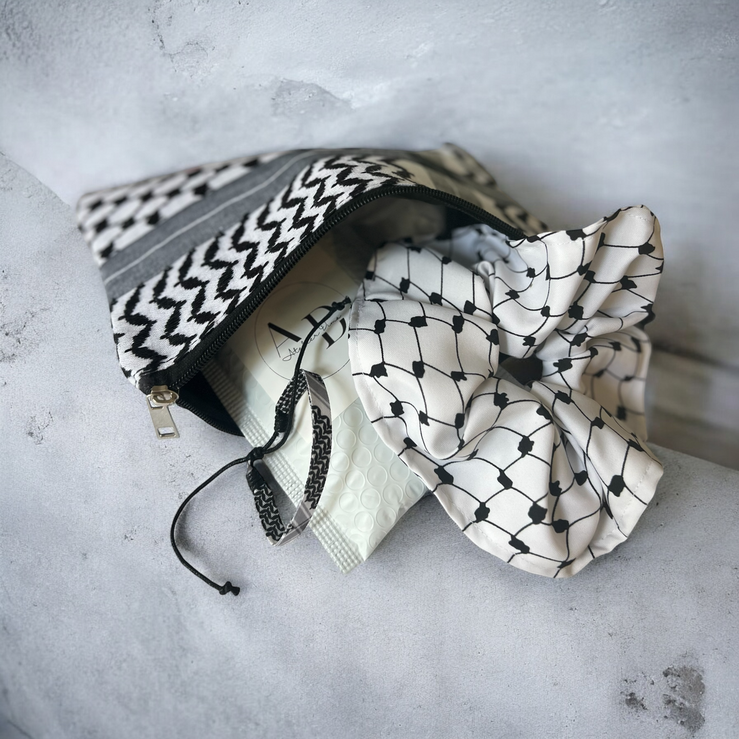 Palestinian Pochette