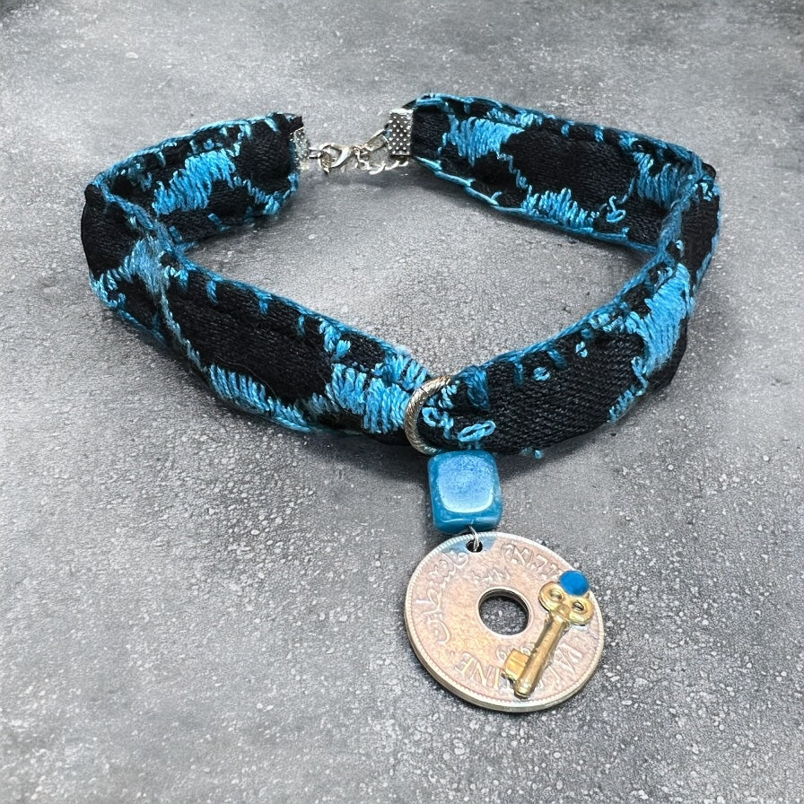 Tatreez Choker