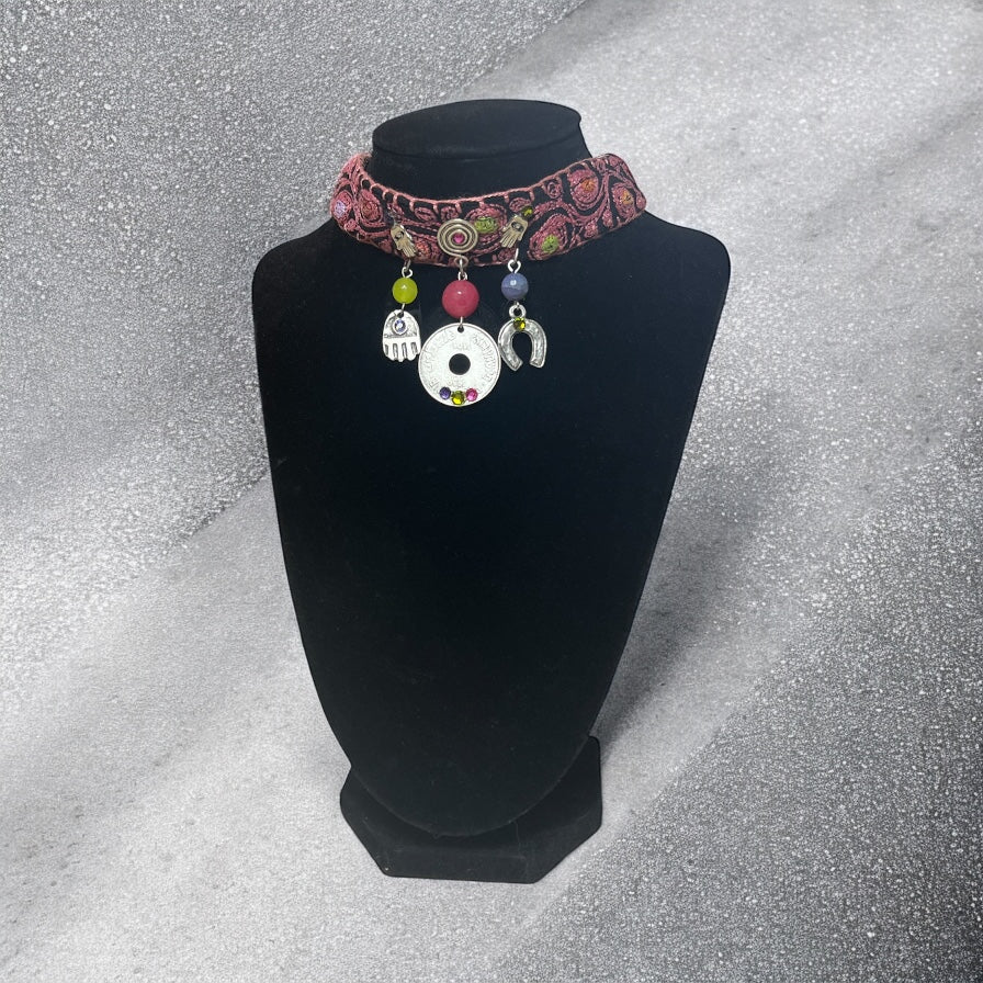 Tatreez Choker