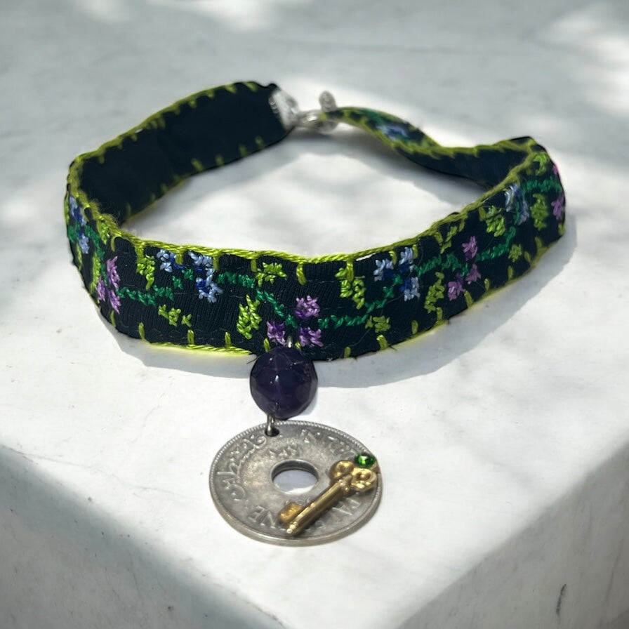 Tatreez Choker