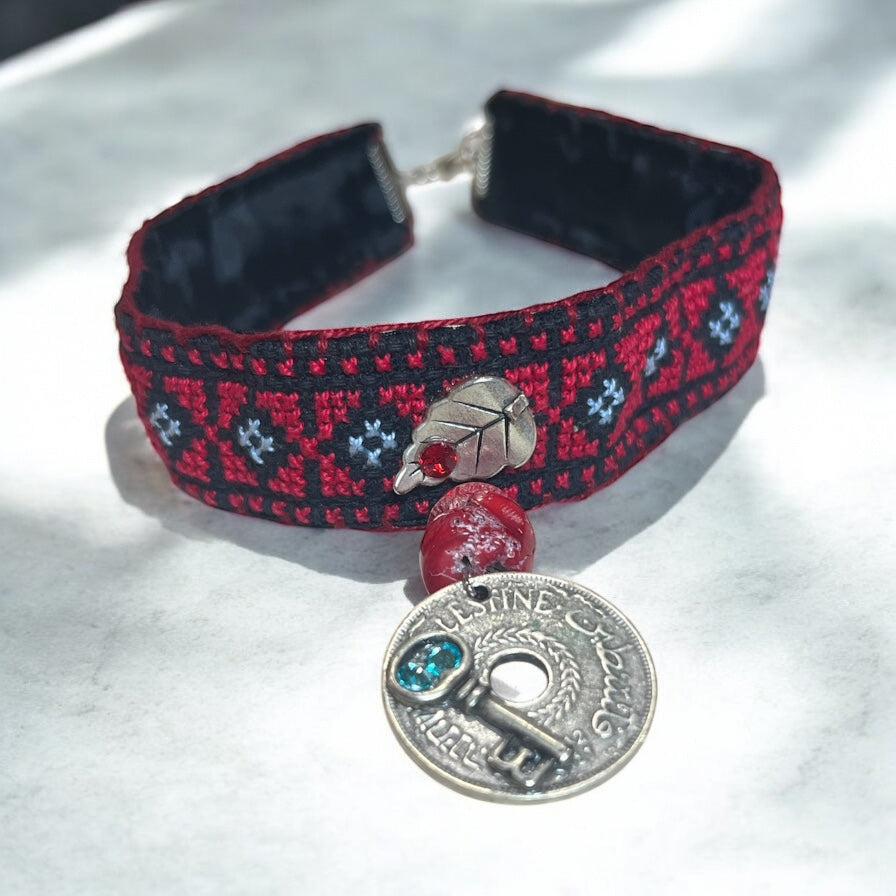 Tatreez Choker