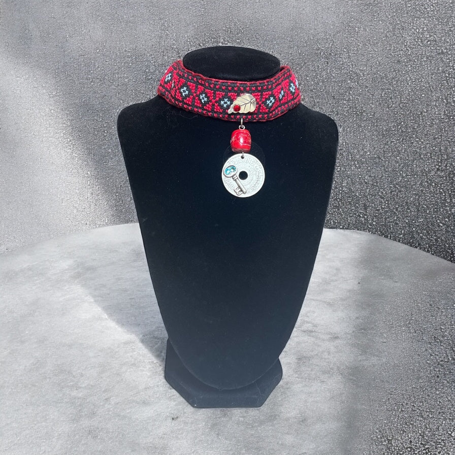 Tatreez Choker