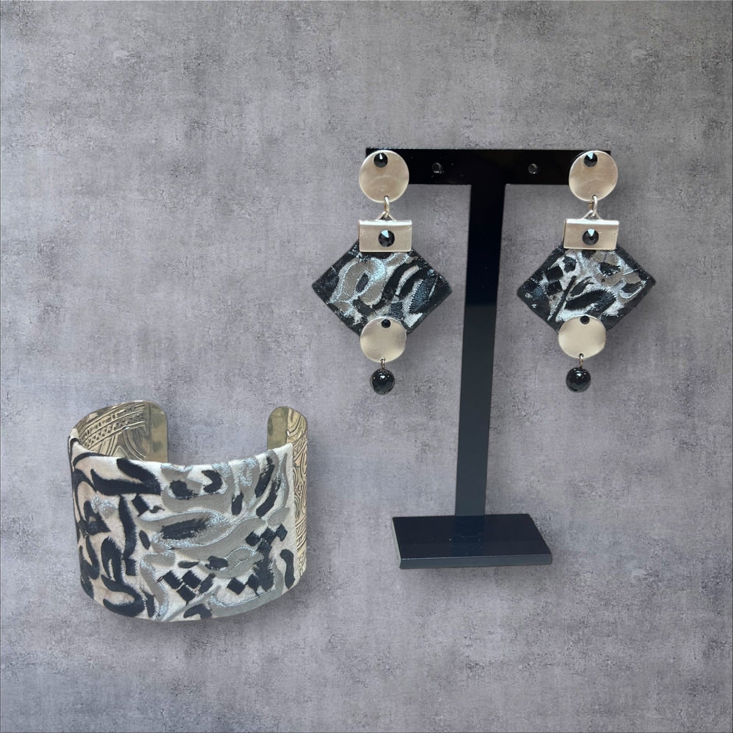 Calligraphy Earring