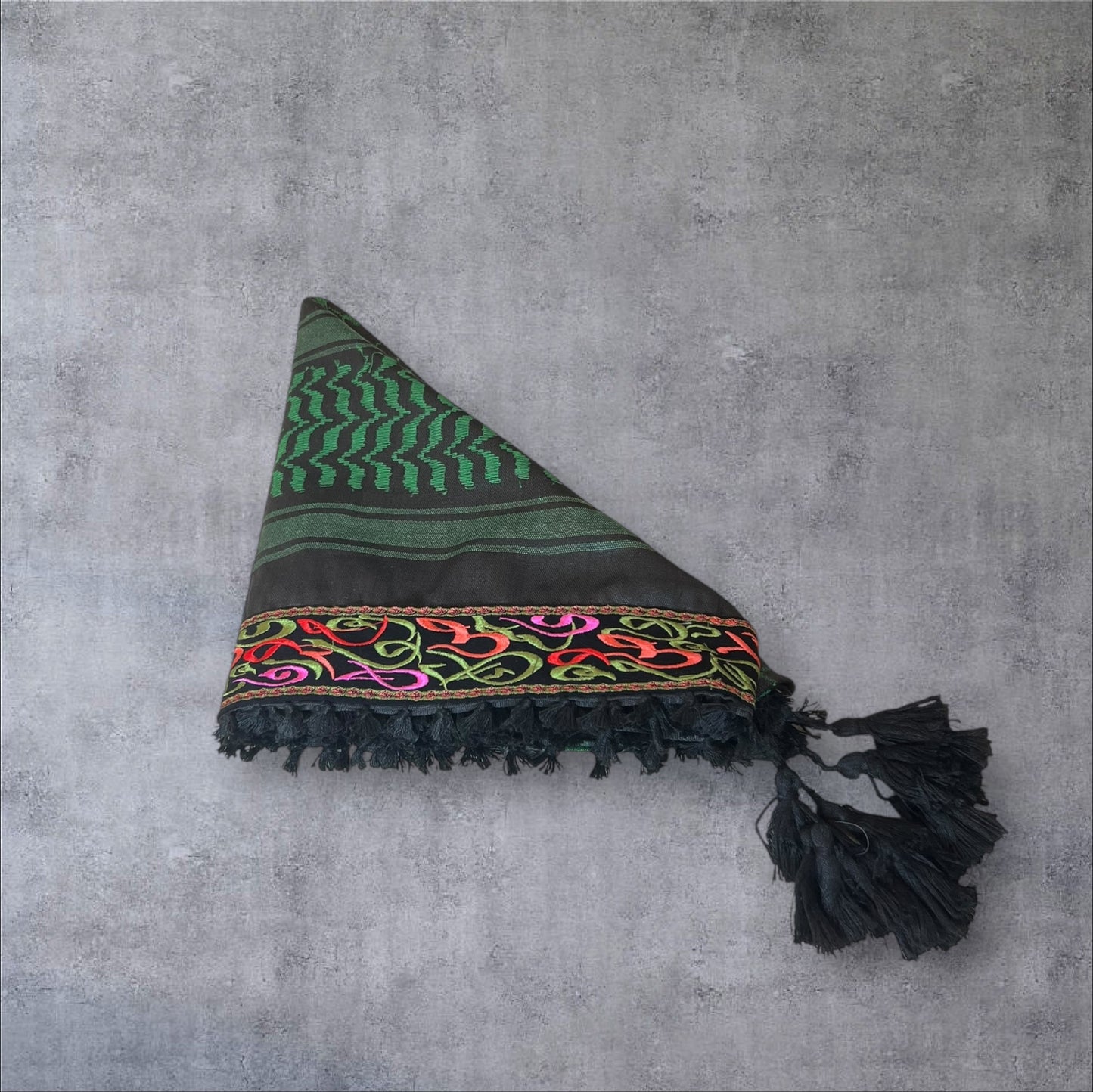 Arabic Calligraphy Keffieh