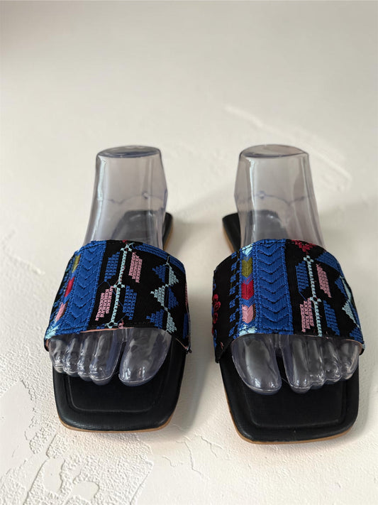 Tatreez Slippers 8.5