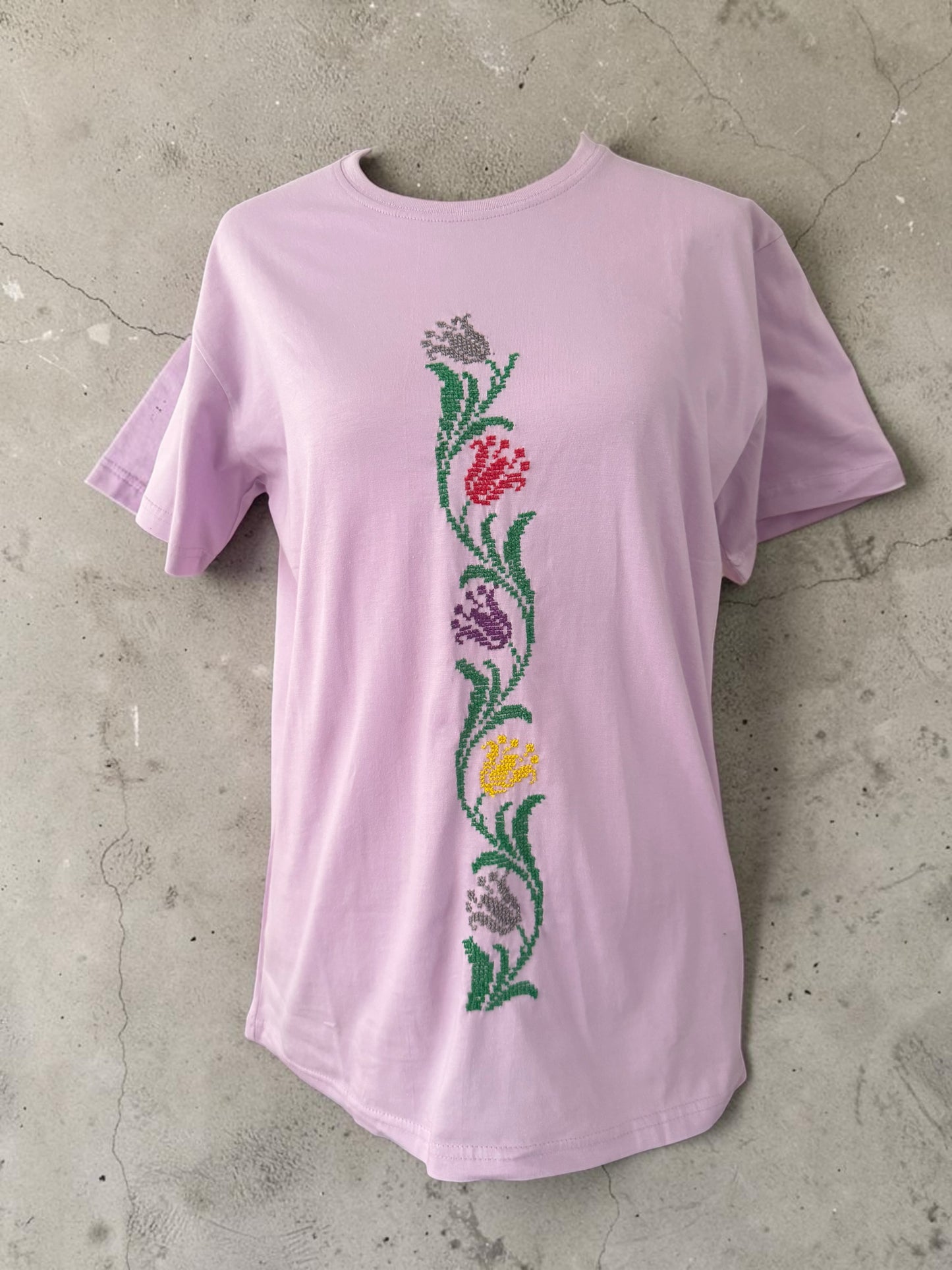 Tatreez T-Shirt Flowers