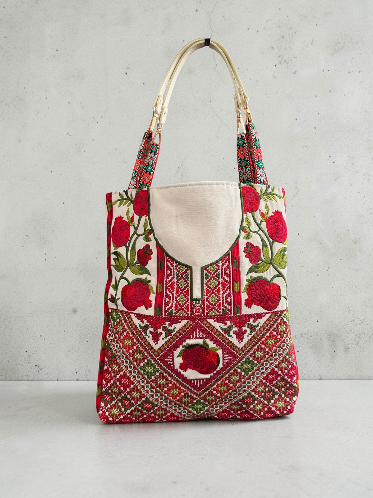 Rumman Thob Tote
