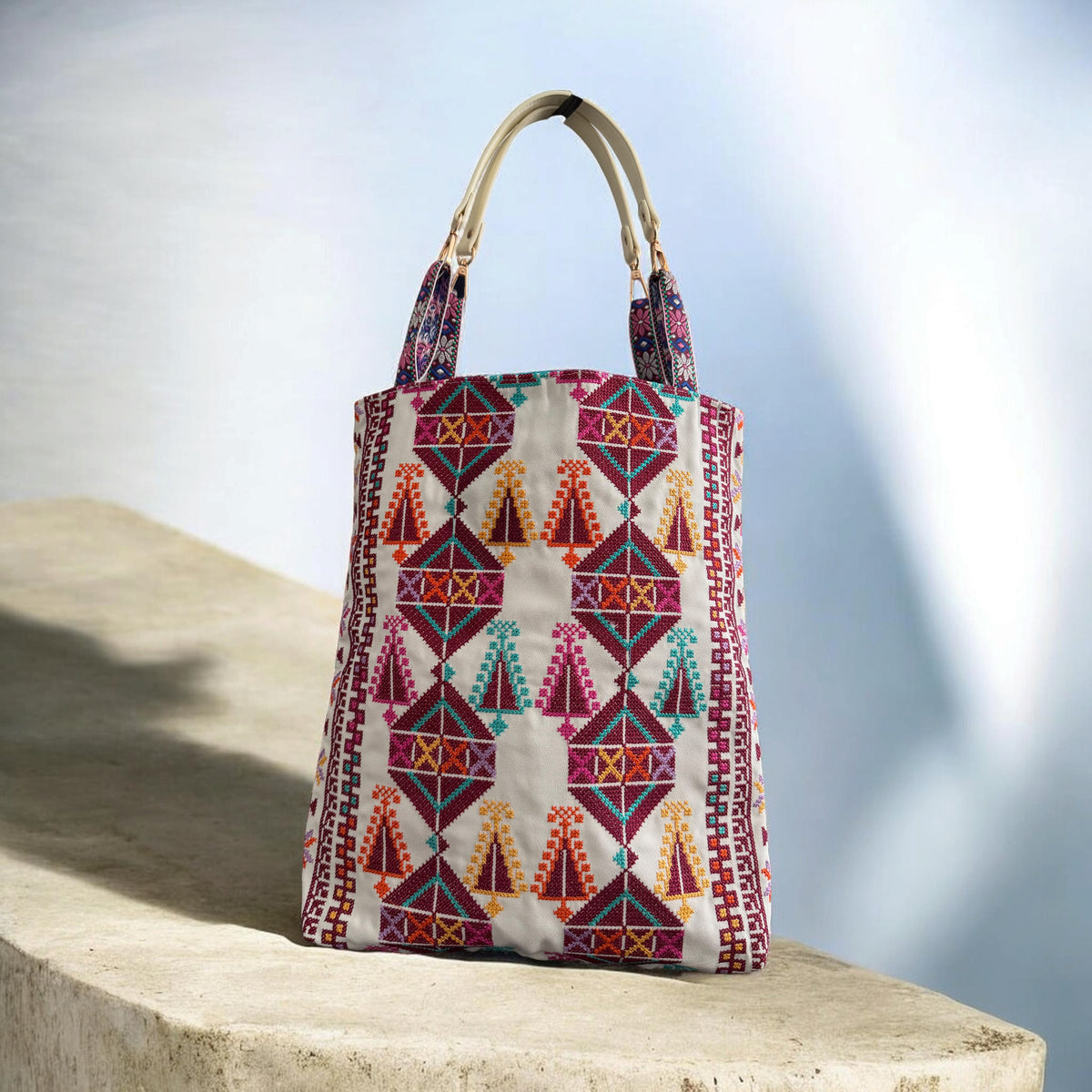 Juzdan  Tote