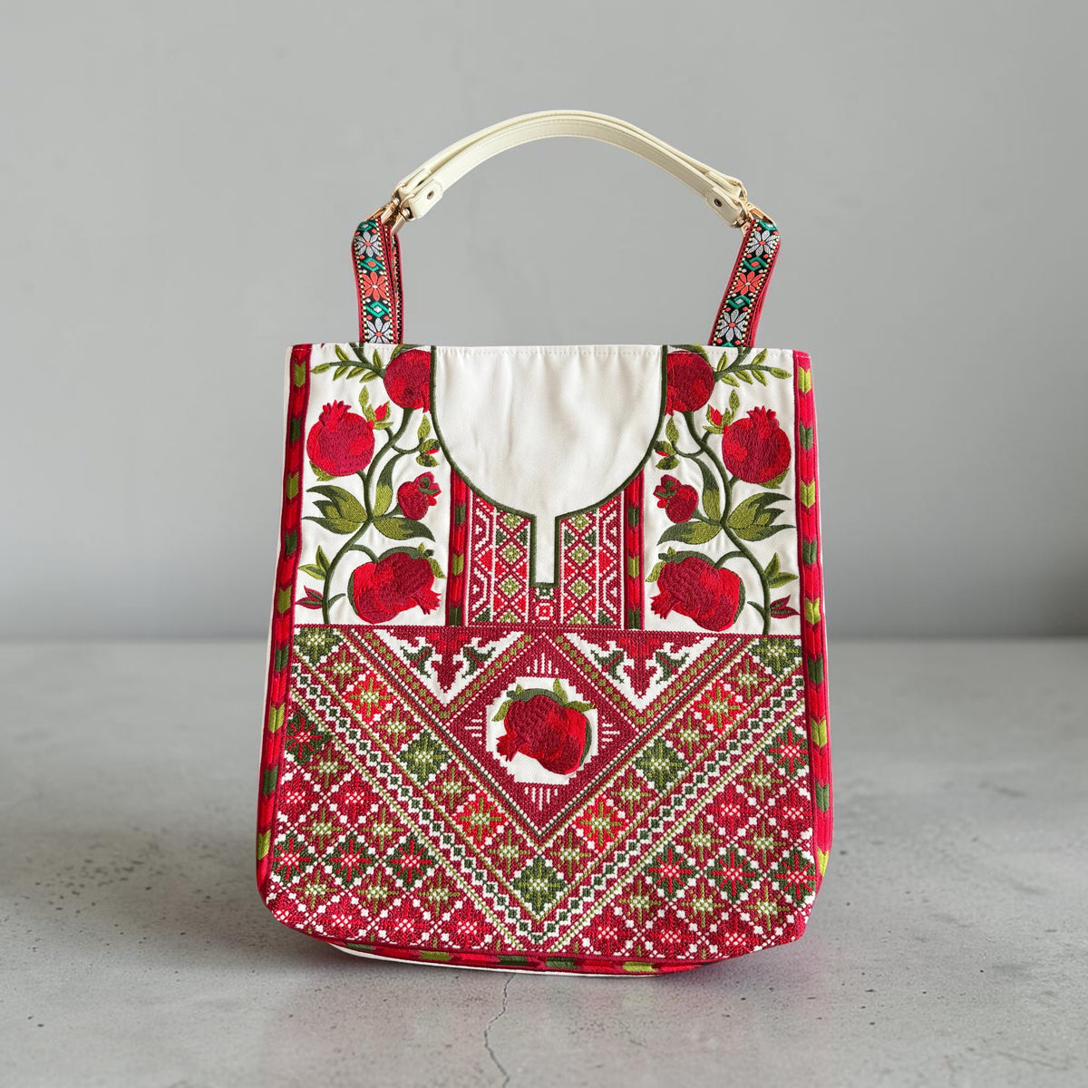 Rumman Thob Tote
